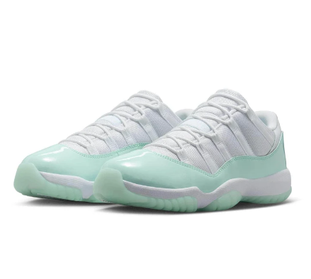 Air Jordan 4 Retro 'Thunder' 2023